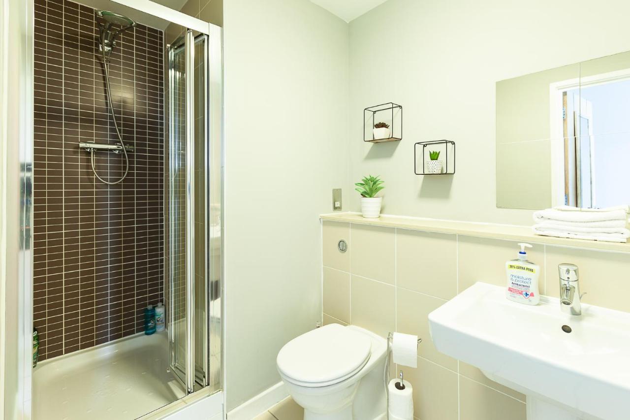Apartment Smart Stay: 2br With Parking