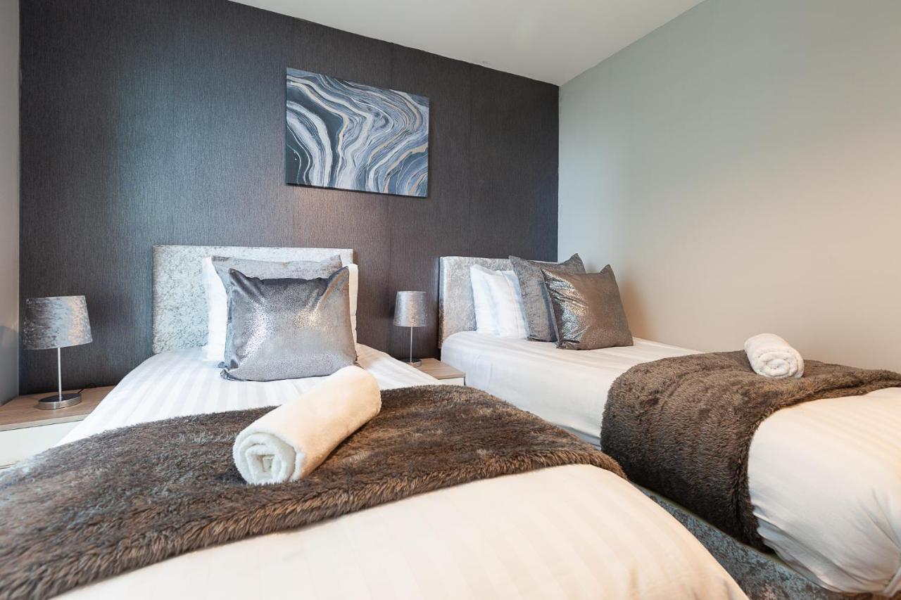 Apartment Smart Stay: 2br With Parking *